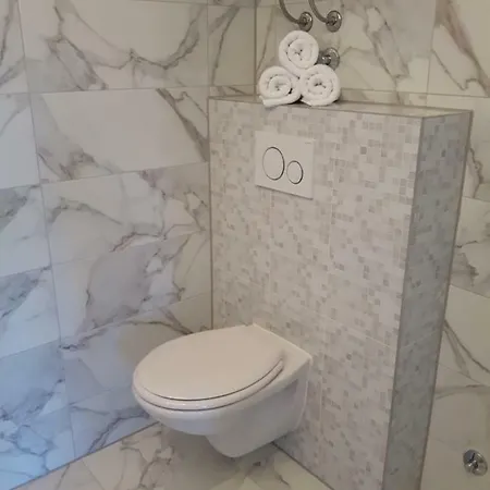 Nika شقة تروغير